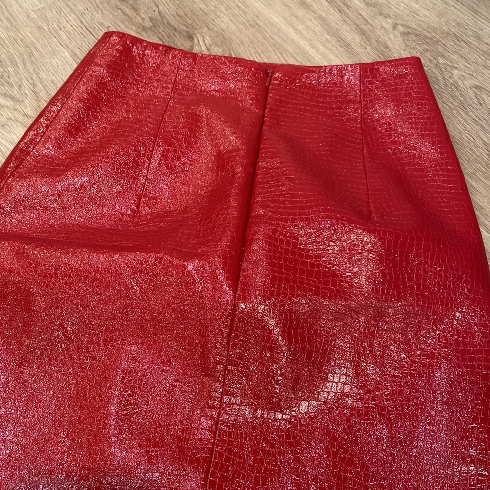 NWOT Anthropologie Porridge Red Pleather Snakeskin Printed Skirt - Picture 3 of 4